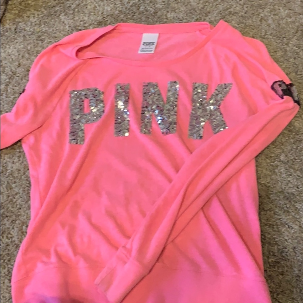 Woman’s top, Victoria secret/pink, size M